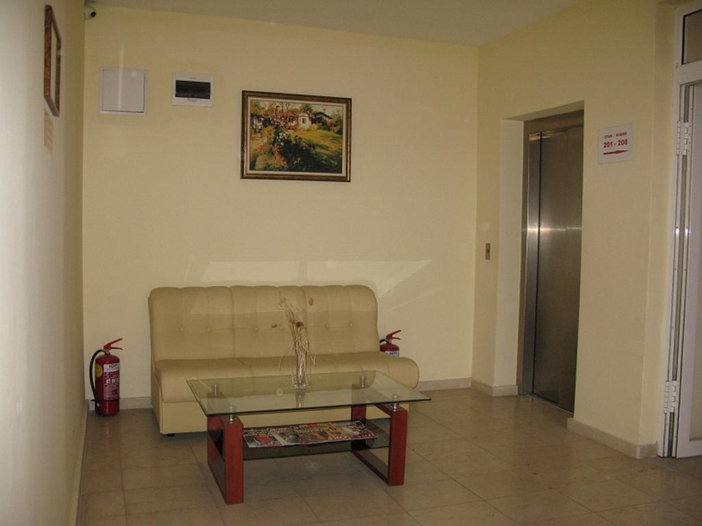Hotel Tarnovo Veliko Tarnovo Room photo