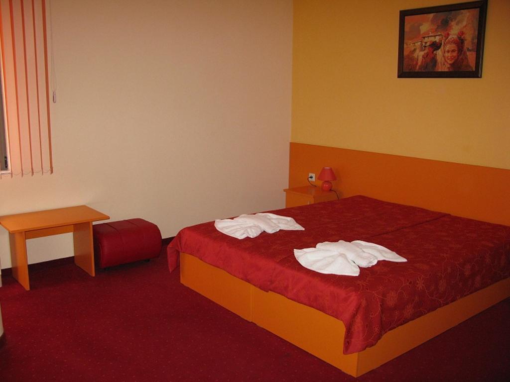 Hotel Tarnovo Veliko Tarnovo Room photo